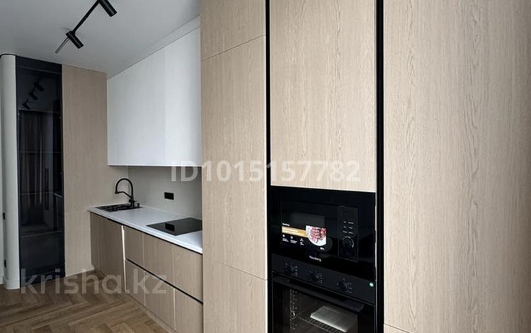 4-комнатная квартира · 120 м² · 8/18 этаж, Туран 39/2 — ГОРЯЧАЯ ЦЕНА! за 120 млн ₸ в Астане, Нура р-н — фото 2