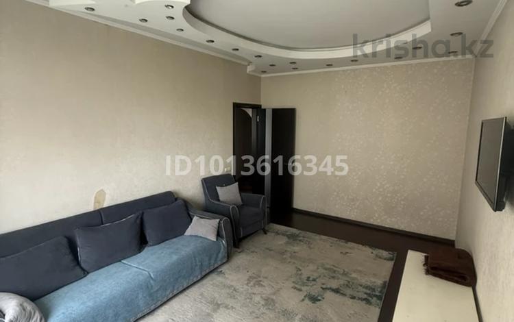 2-комнатная квартира · 65 м² · 5/5 этаж, Тлендиева 231 за 350 000 ₸ в Алматы, Бостандыкский р-н — фото 2