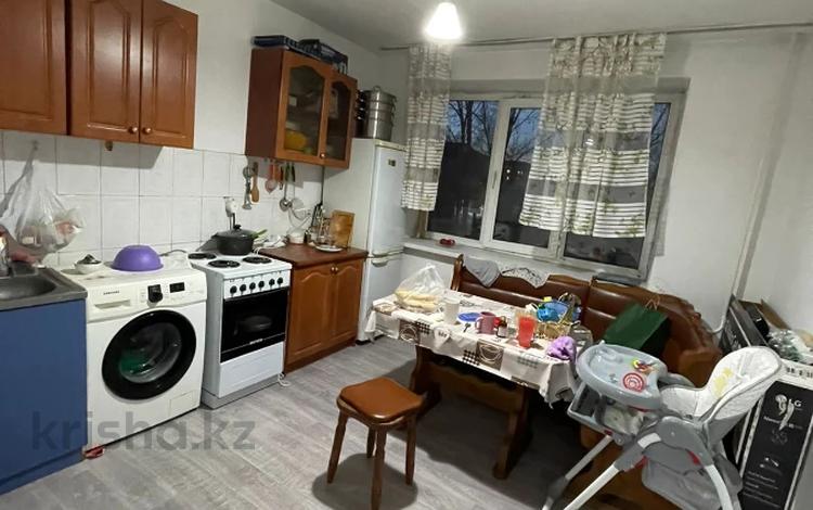 1-комнатная квартира, 38 м², 2/4 этаж, Жансугурова 187 за 11.2 млн 〒 в Талдыкоргане — фото 2