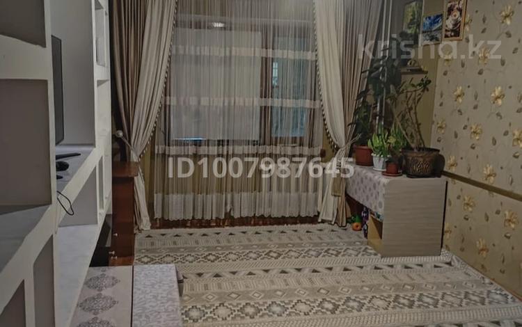 2-бөлмелі пәтер · 47 м² · 4/5 қабат, Кылышбай акына 51 — За акиматом, бағасы: 22 млн ₸ в Таразе — фото 2