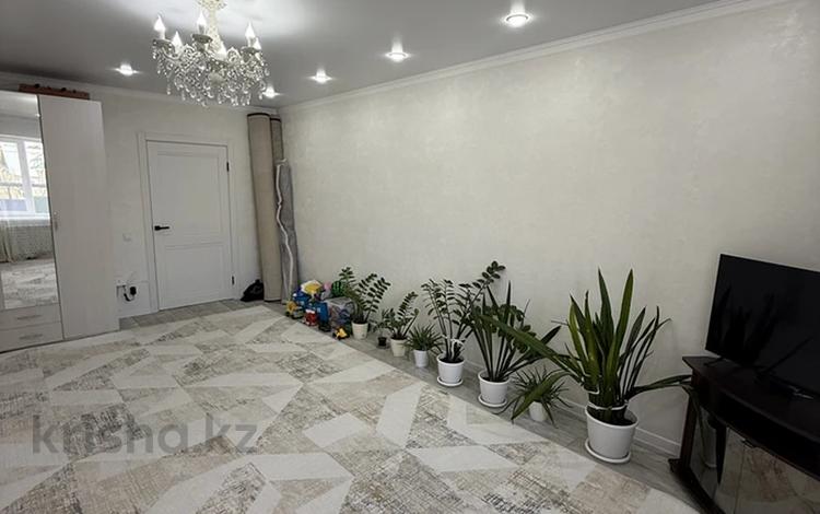 3-комнатная квартира · 94.8 м² · 1/6 этаж, демократическая за 31 млн ₸ в Уральске — фото 2