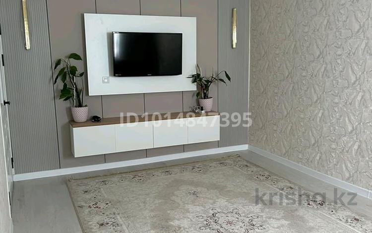 3-комнатная квартира · 70 м² · 2/5 этаж, мкр Верхний Отырар 53 за 35 млн ₸ в Шымкенте, Туран р-н — фото 2
