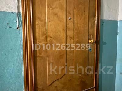1-бөлмелі пәтер · 24 м² · 2/5 қабат, Курмангазы 163 — Напротив магазина Школьник, бағасы: 11.5 млн ₸ в Уральске, мкр Школьник