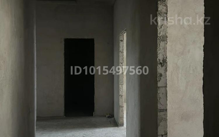 2-комнатная квартира · 90 м² · 5/10 этаж, мкр Женис, Ульяны Громовой 18 за 28 млн ₸ в Уральске — фото 12