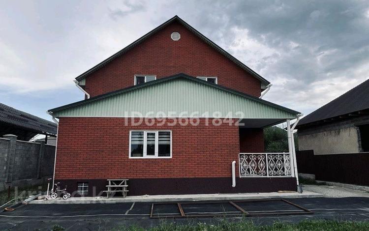 Жеке үй · 8 бөлме · 200 м² · 10 жүзд., Курмангазы 34а, бағасы: 75 млн ₸ в  — фото 3