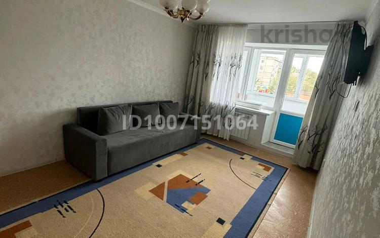 1-комнатная квартира · 36 м² · 2/5 этаж, Есенберлина 7 за 150 000 ₸ в Жезказгане — фото 2