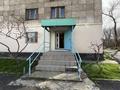 3-комнатная квартира · 48.4 м² · 1/5 этаж, Казыбек би 116 — Находится в центре города. Возле акимата. • Центральная площадь Тараза — примерно 250 м (2–3 минуты пешком). • Перекрёсток ул. Казыбек би и Айтеке би — рядом. • Недалеко также Центральный гастроном и банки на этой улице. за 18 млн ₸ — фото 10