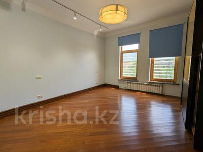 4-бөлмелі пәтер · 165 м² · 4/4 қабат, Мирас ш/а. 62, бағасы: 185 млн ₸ в Алматы, Бостандыкский р-н