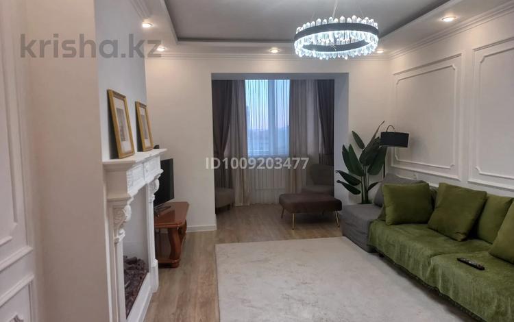 3-бөлмелі пәтер · 105.1 м² · 5/6 қабат, Жеңіс ш/а 32/1, бағасы: 37.9 млн ₸ в Уральске, мкр Женис — фото 2