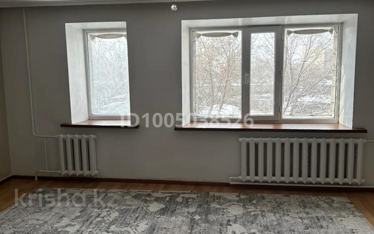 3-бөлмелі пәтер · 81 м² · 2/5 қабат, мкр Михайловка , Академическая — Экономический университет Казпотребсоюза, бағасы: 28 млн ₸ в Караганде, Казыбек би р-н — фото 13