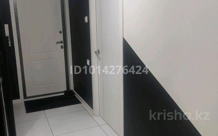2-бөлмелі пәтер · 52.4 м² · 3/5 қабат, Маметовой 105, бағасы: 18 млн ₸ в Уральске — фото 2