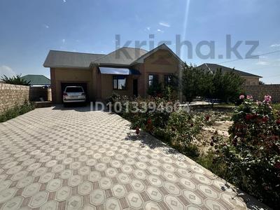 Отдельный дом · 4 комнаты · 170 м² · 10 сот., 27-к шеркала 148 — С трасса куланды за 45 млн ₸ в Жанаозен