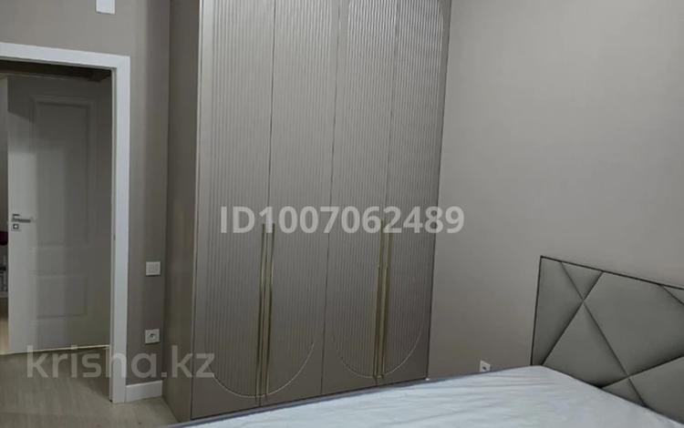 2-комнатная квартира · 50 м² · 13/17 этаж, Ауэзова — Толе би - Ауэзова за 350 000 ₸ в Алматы, Алмалинский р-н — фото 2
