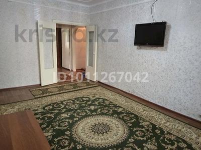 2-бөлмелі пәтер · 48 м² · 1/5 қабат, мкр Аса 4 — Пересечение улиц Б. Момышұлы и Аса, бағасы: 15.5 млн ₸ в Таразе