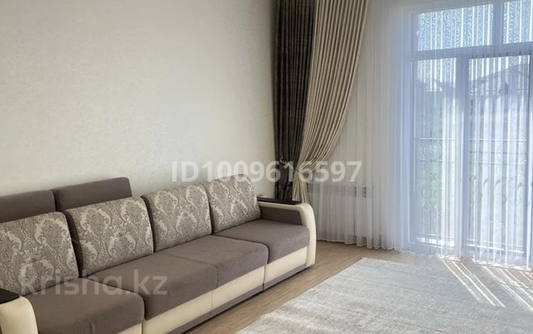 3-комнатная квартира · 83 м² · 4/10 этаж, мкр Кайтпас 2, Толеметова 50/22 — Толеметова мен Отегенова көшелерінің қиылысында орналасқан. за 46 млн ₸ в Шымкенте, Абайский р-н — фото 2