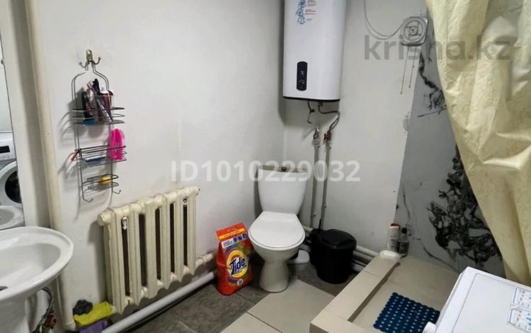 Отдельный дом · 3 комнаты · 82 м² · 6 сот., Восточный правый.Развилка 1731 — Находится возле магазина Құндыз и Ляззат за 16 млн ₸ в Семее — фото 2