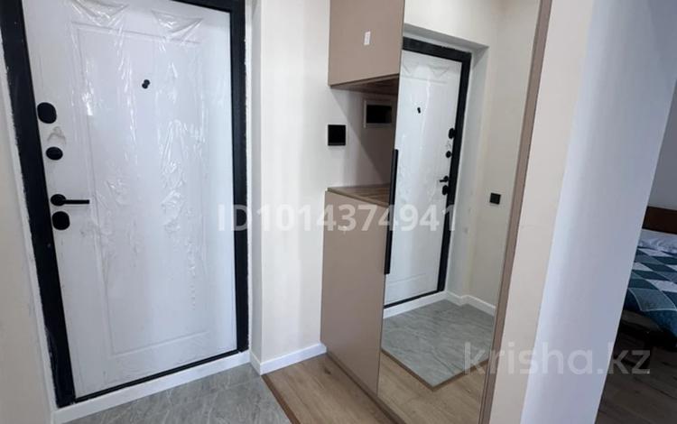 1-комнатная квартира · 37.4 м² · 8/12 этаж, А. Байтурсынова 61 — Вокзал Нурлы Жол за 15 000 ₸ в Астане, Сарайшык р-н — фото 2