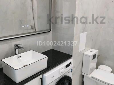 2-комнатная квартира · 96 м² · 8/10 этаж, мкр Центральный, Махамбета Утемисова 125Б — Махамбета за 350 000 ₸ в Атырау