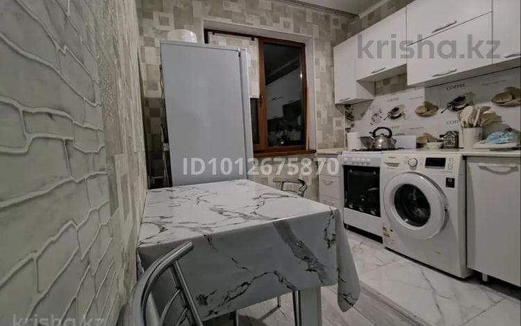 1-бөлмелі пәтер · 33 м², мкр №5 32, бағасы: 24 млн ₸ в Алматы, Ауэзовский р-н — фото 9