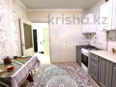 1-комнатная квартира · 47 м² · 1/5 этаж, Горпитомник 31 — Район Кунаева за 120 000 〒 в Актобе, мкр. Курмыш