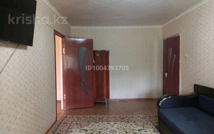 2-бөлмелі пәтер · 46 м² · 4/5 қабат, Самал 45, бағасы: 110 000 ₸ в Таразе — фото 2