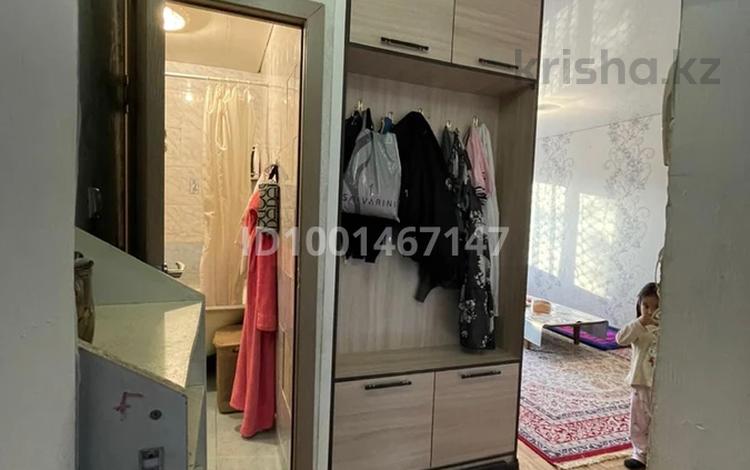 2-бөлмелі пәтер · 40 м² · 4/5 қабат, Толе би 53, бағасы: 7 млн ₸ в Кентау — фото 2