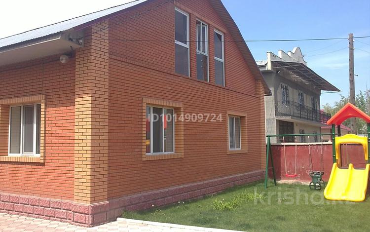 Отдельный дом · 6 комнат · 240 м² · 10 сот., мкр Калкаман-2 42 — Латифа кыдырбекова за 990 000 ₸ в Алматы, Наурызбайский р-н — фото 2