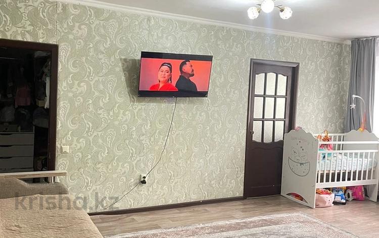 2-комнатная квартира · 45 м² · 2/5 этаж, Майкудук, 16й микрорайон — 17й микрорайон за 8.8 млн ₸ в Караганде, Алихана Бокейханова р-н — фото 2