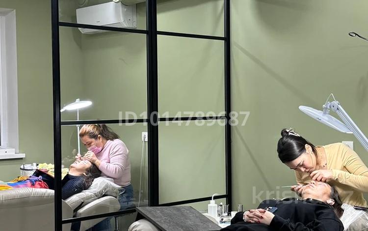 Дейсвующий салон красоты на аренде · 92 м² за 7 млн ₸ в Алматы, Ауэзовский р-н — фото 2