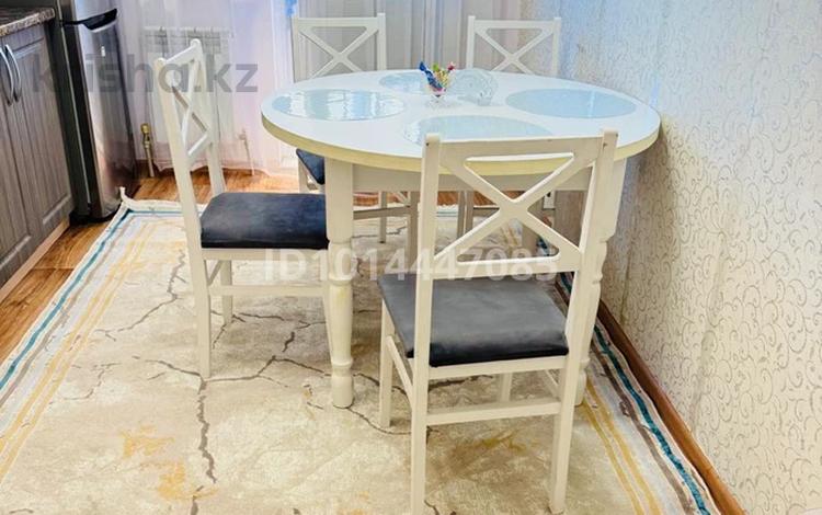 1-комнатная квартира · 42 м² · 4/13 этаж, Утеген батыра 17б за 300 000 ₸ в Алматы, Ауэзовский р-н — фото 2