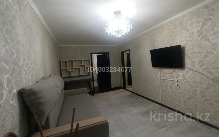 2-бөлмелі пәтер · 50 м² · 3/4 қабат, мкр №5 28а, бағасы: 300 000 ₸ в Алматы, Ауэзовский р-н — фото 2