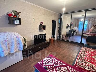 1-комнатная квартира · 41 м² · 3/6 этаж, мкр Кокжиек 3 за 180 000 ₸ в Алматы, Жетысуский р-н