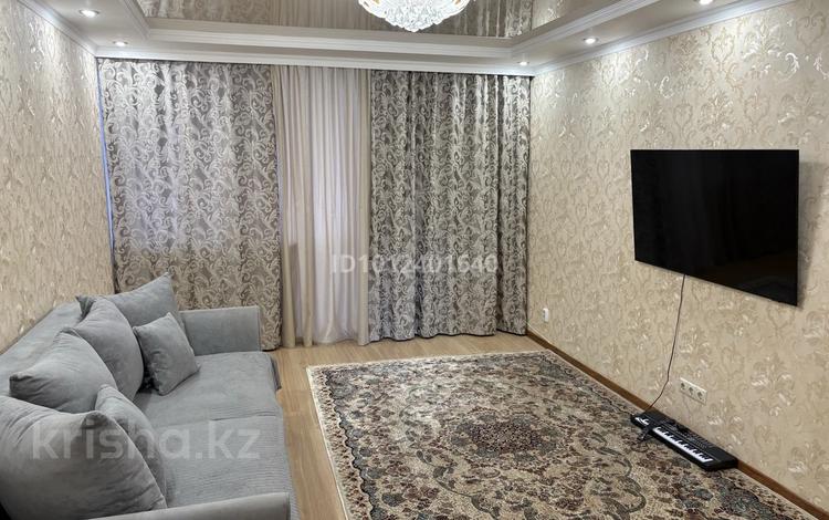 3-бөлмелі пәтер · 58 м² · 3/5 қабат, Победа 93/1 — Пересечение улицы Победа и Кердеры, бағасы: 22 млн ₸ в Уральске, мкр Школьник — фото 2