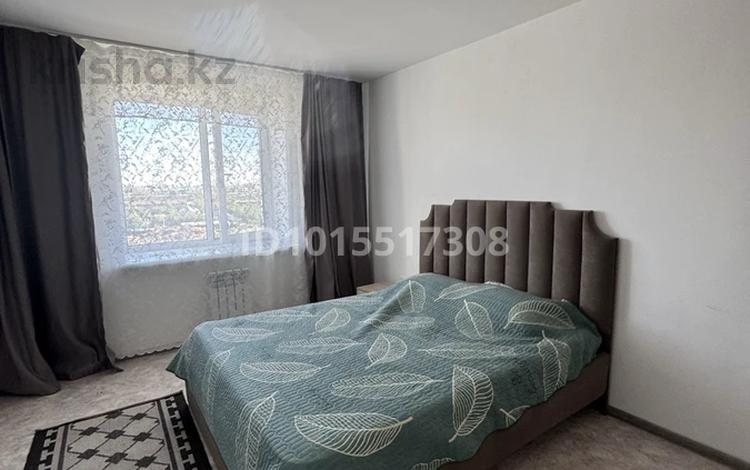 2-бөлмелі пәтер · 60 м² · 8/9 қабат, мкр Карагайлы 74, бағасы: 27 млн ₸ в Семее — фото 2