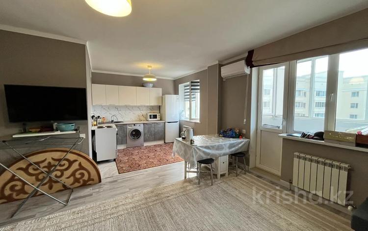 2-комнатная квартира · 58 м² · 8/9 этаж, Е15 — БЕЗ КОМИССИИ ДЛЯ ПОКУПАТЕЛЯ за 28.5 млн ₸ в Астане, Нура р-н — фото 2