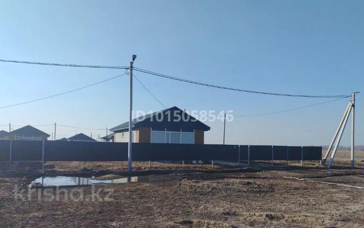 Отдельный дом · 3 комнаты · 80 м² · 10 сот., Медеу за 21 млн ₸ в Петропавловске — фото 2