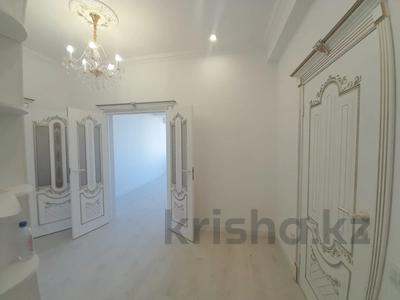 1-комнатная квартира, 76 м², 2/7 этаж, Мкр Болашак за 36 млн 〒 в Талдыкоргане