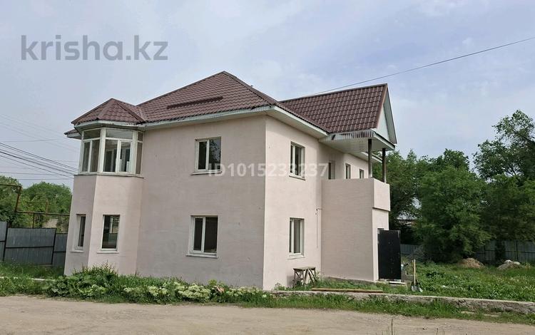 Отдельный дом · 6 комнат · 280 м² · 10 сот., Шуленова за 300 000 ₸ в Бирлик — фото 2