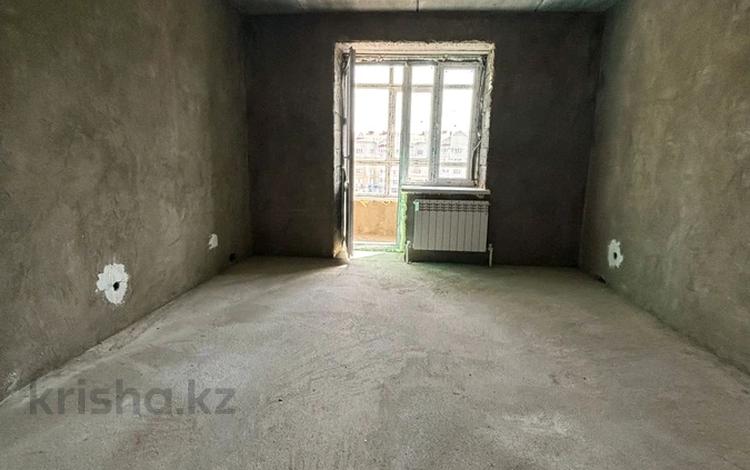 2-бөлмелі пәтер · 60.3 м² · 5/9 қабат, Алтын орда ш/а., тауелсиздик, бағасы: 20.5 млн ₸ в Актобе, мкр. Алтын орда — фото 2