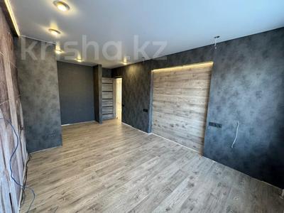 5-комнатная квартира · 116.4 м² · 3/3 этаж, Льва Толстого 11 за 36.8 млн 〒 в Усть-Каменогорске