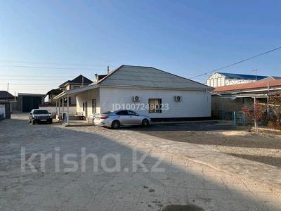 Дача · 4 комнаты · 160 м² · 25.4 сот., Рахат 2.5көше 5 ұи. 5 ұи — Супер маркет Мир зиба. за 23 млн 〒 в Жанаозен