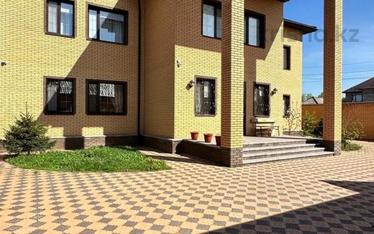 Отдельный дом · 8 комнат · 428 м², Желтоқсан 179 за 302 млн ₸ в Павлодаре — фото 2