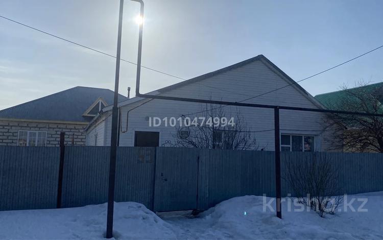Жеке үй · 5 бөлме · 215 м² · 10 сот., 7 мкрн, бағасы: 37 млн ₸ в Аксае — фото 3