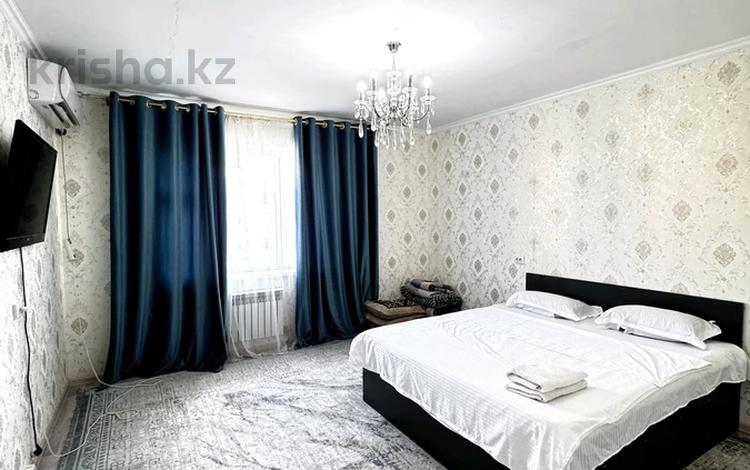 2-комнатная квартира · 60 м² · 7/7 этаж, 11 ул 17/7 — Возле муз сарай, туран молл, народный банк за 10 000 〒 в Туркестане — фото 2