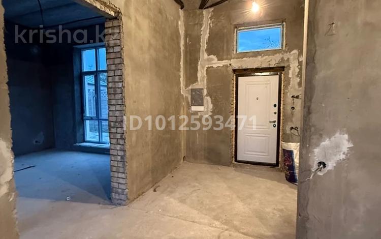 Үйдің бір бөлігі · 4 бөлме · 130 м² · 2 жүзд., Камратова 170в, бағасы: 37.4 млн ₸ в Таразе — фото 2