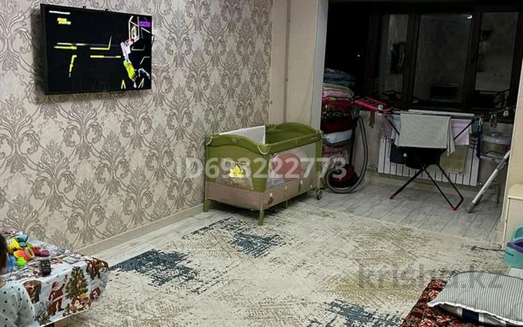 2-комнатная квартира, 54 м², 3/5 этаж помесячно, Гагарина — Гагарина за 160 000 〒 в Шымкенте, Туран р-н — фото 2