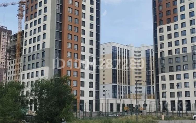 3-комнатная квартира · 90 м² · 17/17 этаж, мкр Юго-Восток, Республики 23/3 за 48 млн ₸ в Караганде, Казыбек би р-н — фото 2