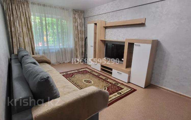 2-комнатная квартира, 45 м², 1/5 этаж помесячно, проспект Женис 45к2