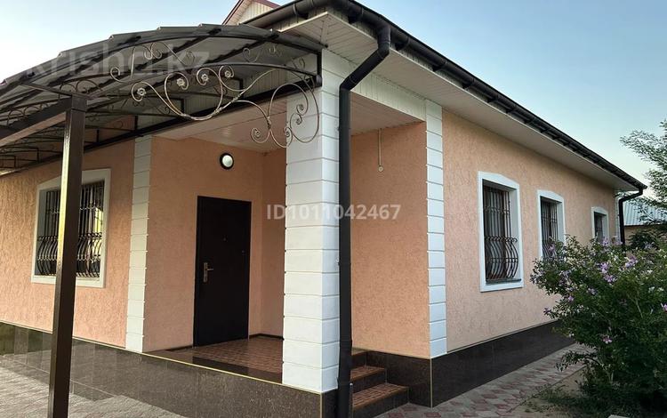 Отдельный дом · 4 комнаты · 93 м² · 10 сот., 6-улица 8 — Вход с улицы Капал батыра. Ориентир: магазин Нурбол за 30 млн ₸ в Ленгере — фото 2