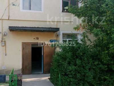 Продажа квартир в Туркестанской обл.: 2-комнатная квартира · 60 м² · 1/2 этаж, Төребайтерек ұлы — Бекзат мөлтек за 7.5 млн 〒 2-комнатная квартира · 60 м² · 1/2 этаж, Төребайтерек ұлы — Бекзат мөлтек за 7.5 млн 〒 в Туркестане